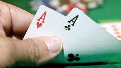 Game bài Poker - Trò chơi đánh bài trí tuệ và may mắn